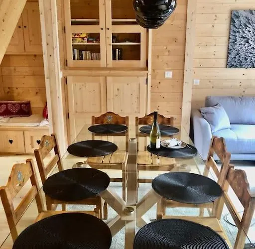 Semesterbostad Belle Maison Traditionnelle - Les Chavonnes Courchevel